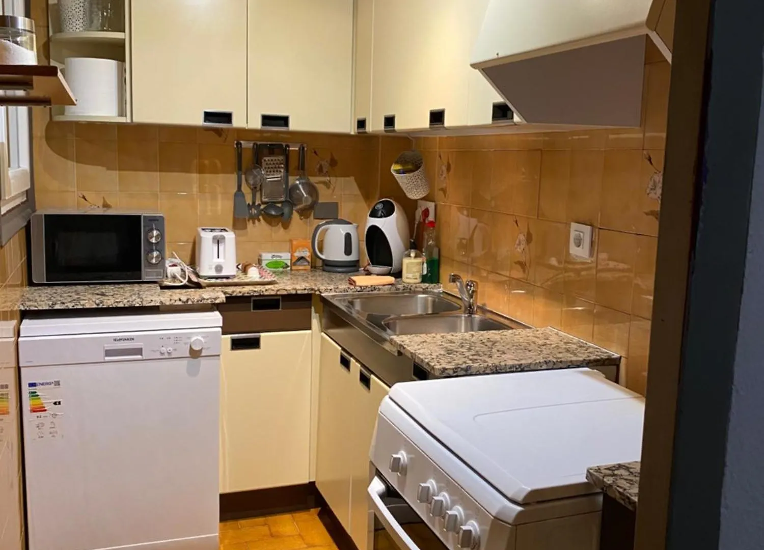 Apartamento Felicitat Figueres  0*, Figueres (Girona) Spain